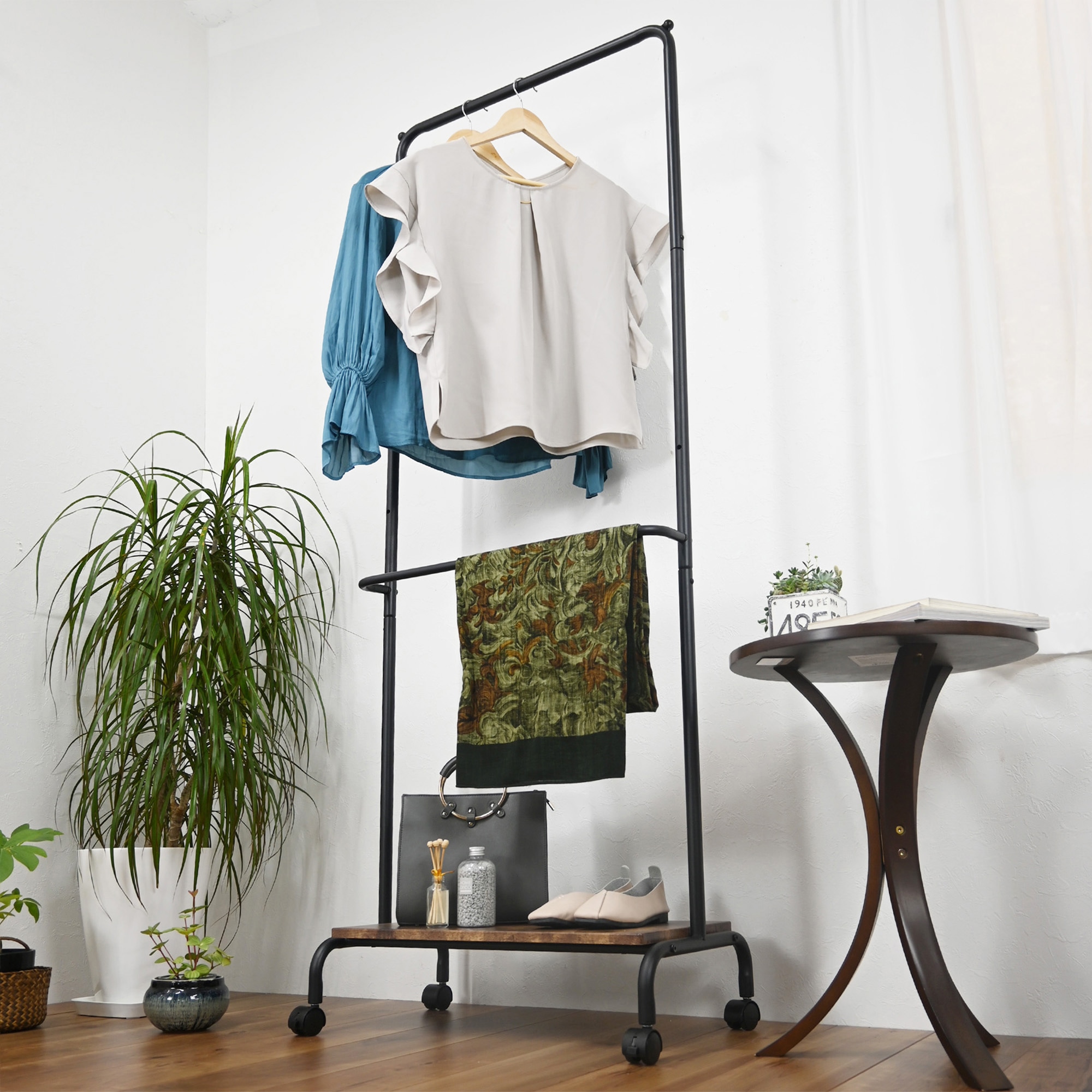 HS-C170 VBR キャスター付き2段ハンガー 1台 フクダクラフト 【通販モノタロウ】 5,578円