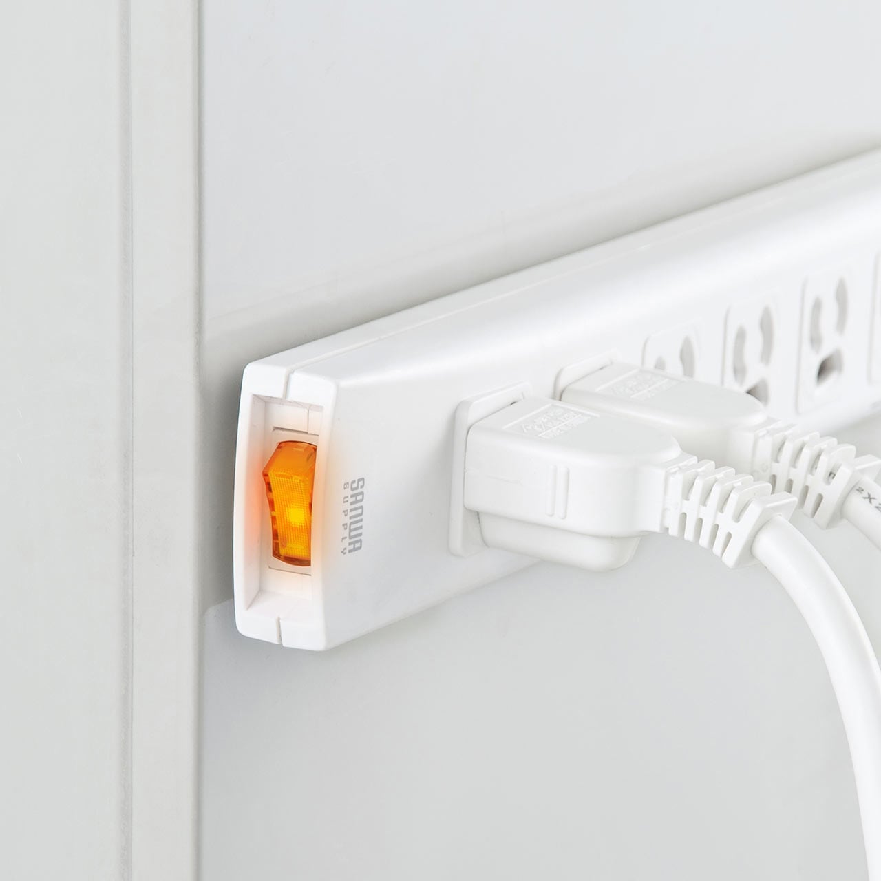 700-TAP038 電源タップ サンワダイレクト 一括集中スイッチ 雷ガード