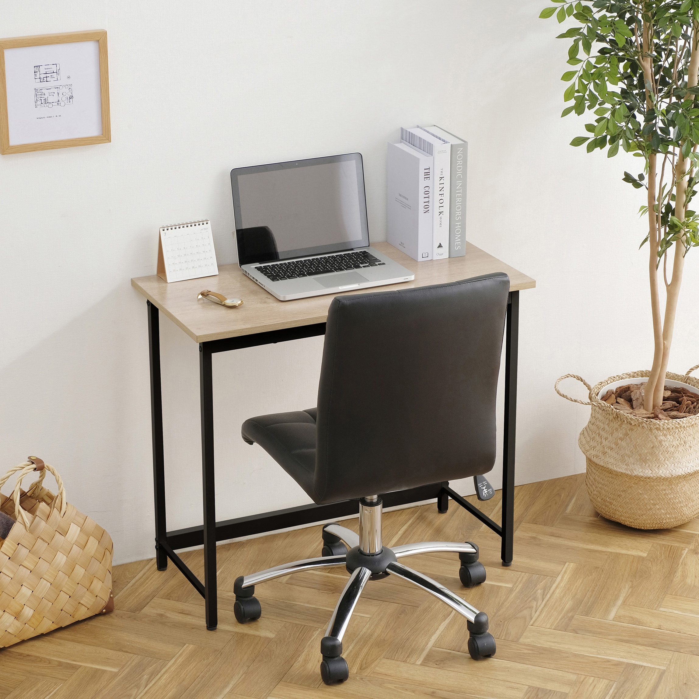 サンワダイレクト パソコンデスクW120×D60×H70cm・鏡面仕上げ サンワダイレクト パソコンデスクW120×D60×H70cm・鏡面仕上げ