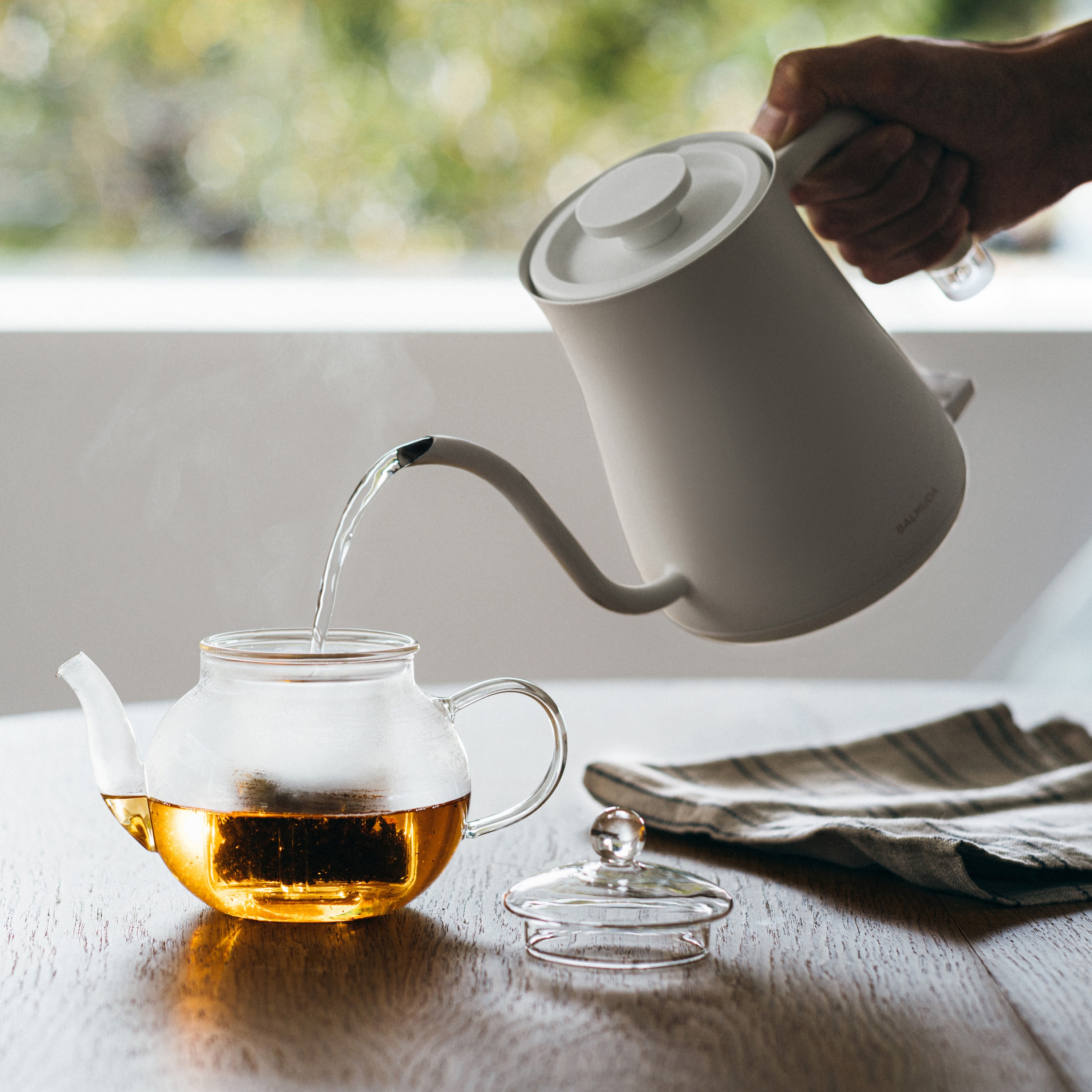 KPT01JP-WH BALMUDA The Pot 電気ケトル バルミューダ 容量0.6L