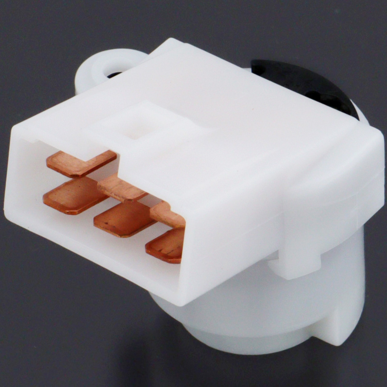 D001-66-151A スイッチ イグニッション (D0) 1個 MAZDA(マツダ) 【通販モノタロウ】 14,585円