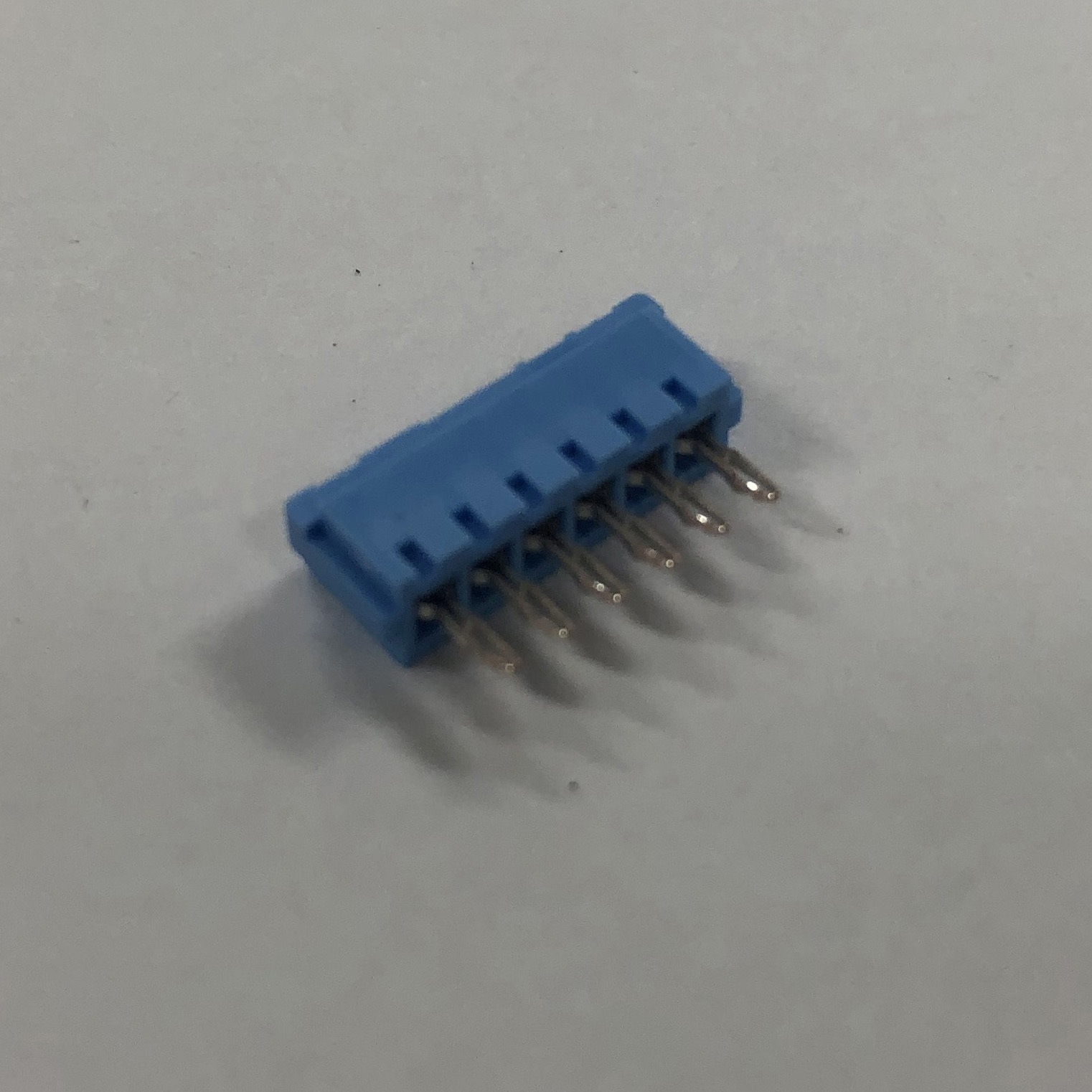 2-173985-6 CT TE Connectivity Japan(旧:TYCOELECTRONICS(タイコエレクトロニクス)) 極数6 バーチカル