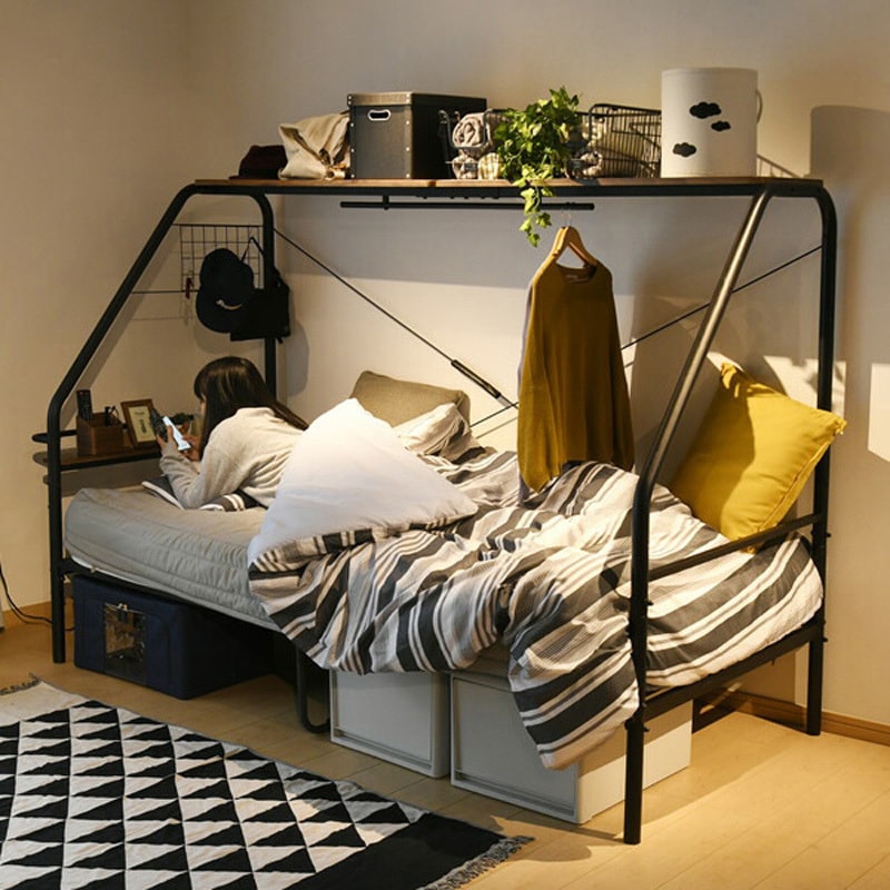 手渡しのみ。ぐうたらパイプベットブラックBGB2-98219(BK) BGB-98219(BK) 宮付き ベッドフレーム コンセント付き YAMAZEN(山善