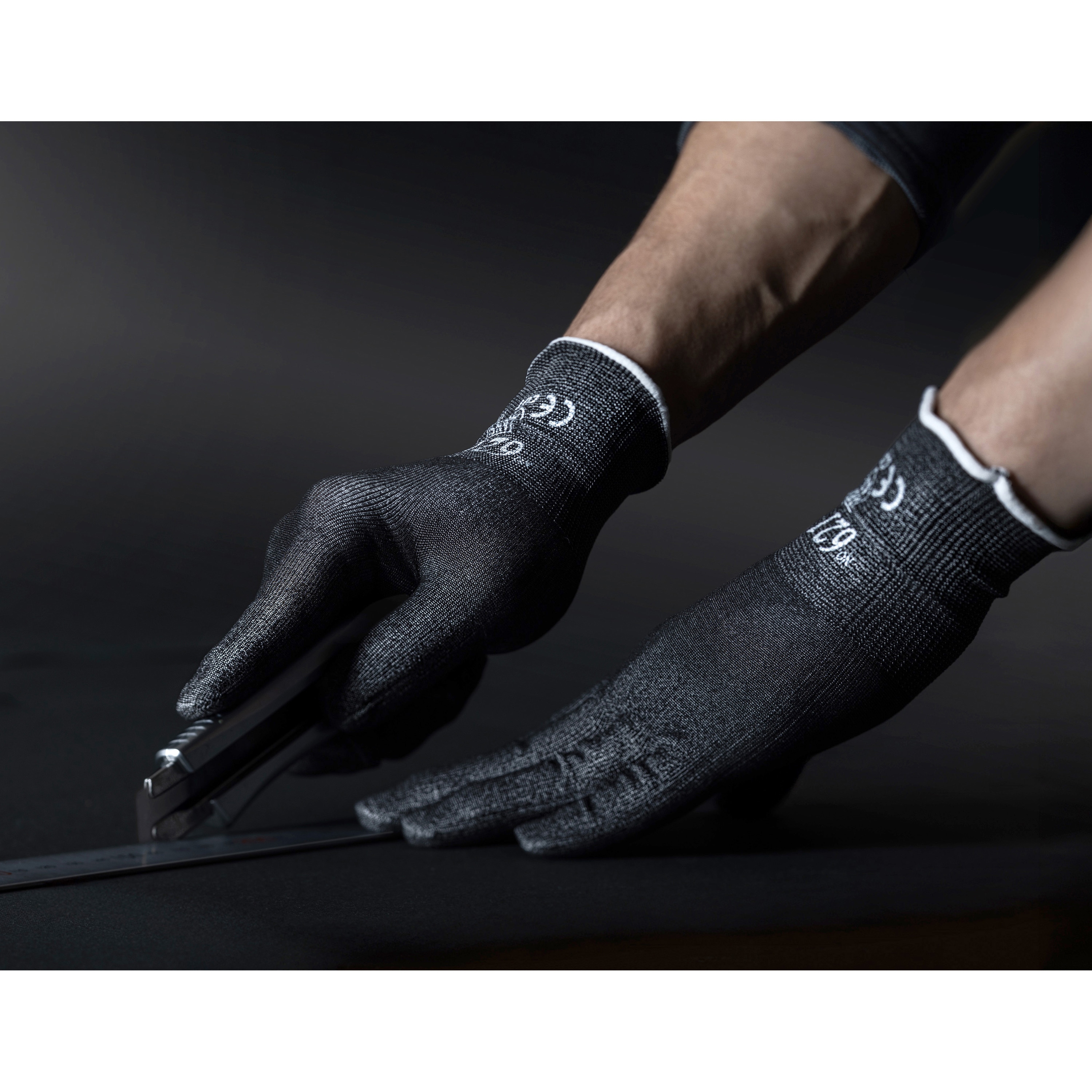 No.621 耐切創カットバリア 21G ブラック ノンコート リーブル サイズS