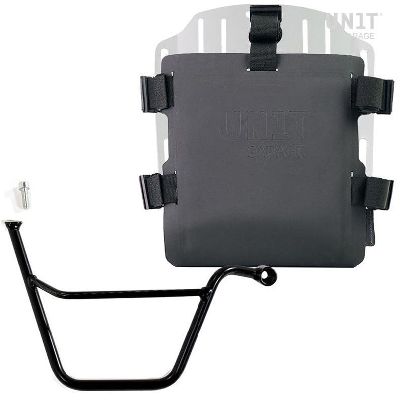 UG007+U000+1005DX-Silver Aluminum bag holder with adjustable front in Hypalon and Quick Release System + サブフレーム | UG007-U000-1005DX UnitGarage (ユニットガレージ) 適合車種Triumph Bonneville T100 (2001-2016) シルバー色 47,988円