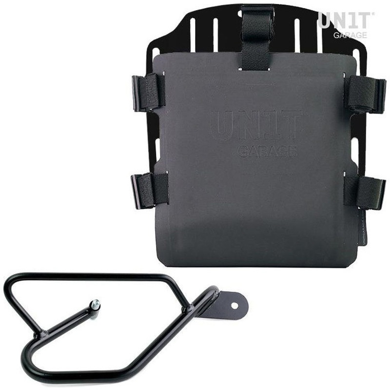 UG007+U000+2250DX-Black Aluminum bag holder with adjustable front in Hypalon and Quick Release System + サブフレーム | UG007-U000-2250DX UnitGarage (ユニットガレージ) 適合車種Moto Guzzi V9 Bobber (2016-2022) ブラック色