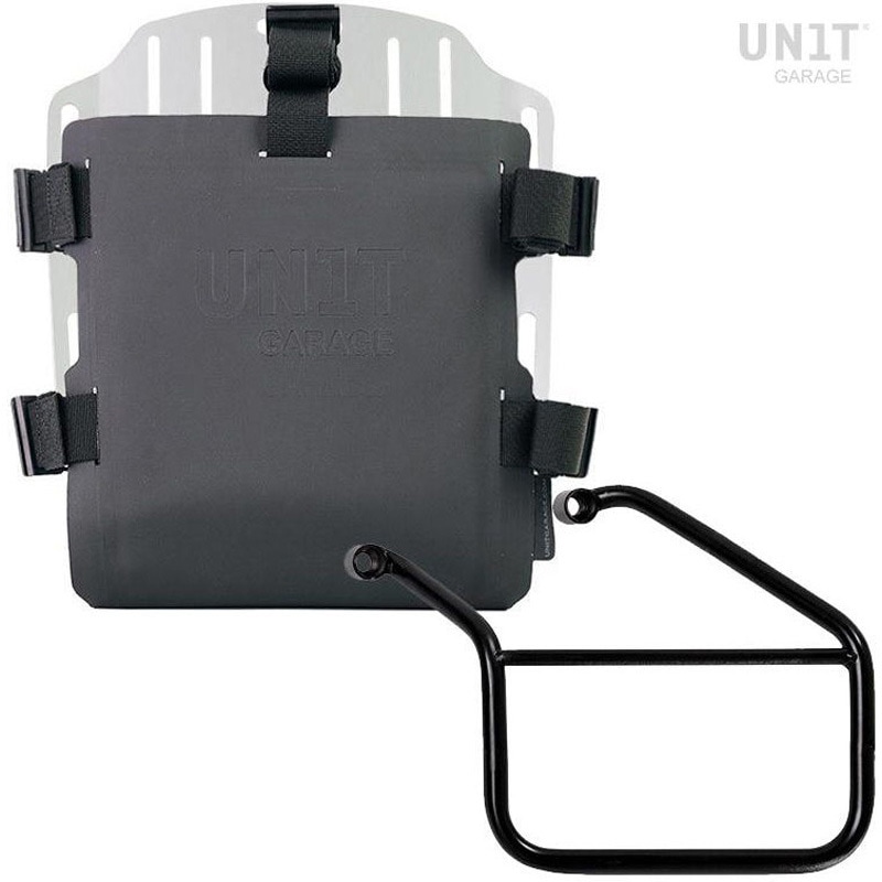 UG007+U000+3500SX-Silver Aluminum bag holder with adjustable front in Hypalon and Quick Release System + サブフレーム | UG007-U000-3500SX UnitGarage (ユニットガレージ) 適合車種Triumph Trident 660 シルバー色
