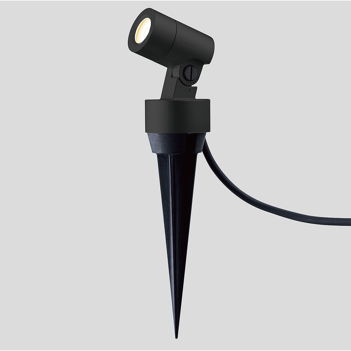 8VLK06BK スパイクスポットライト SSP-G1型 TOSTEM(LIXIL) 光束231Lm