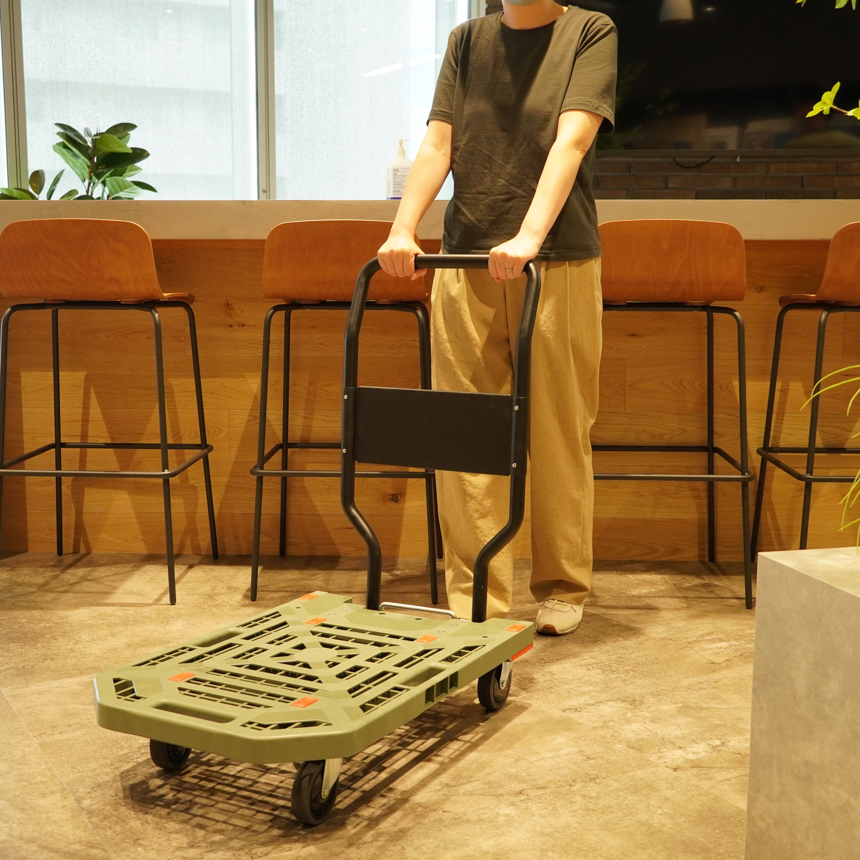 モノタロウのオトシニクイ台車 モノリー(Monolley) モノタロウ PP製