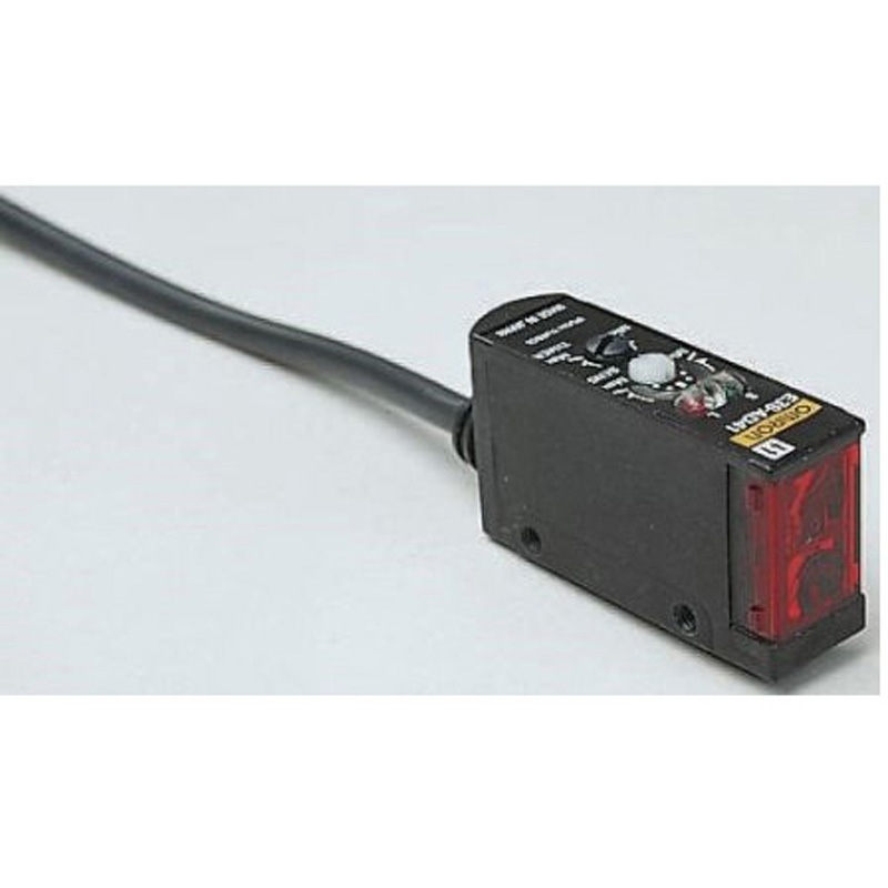E3SAD17 光電センサ ブロック形 検出範囲 700 mm 1個 omron(オムロン) 【通販モノタロウ】