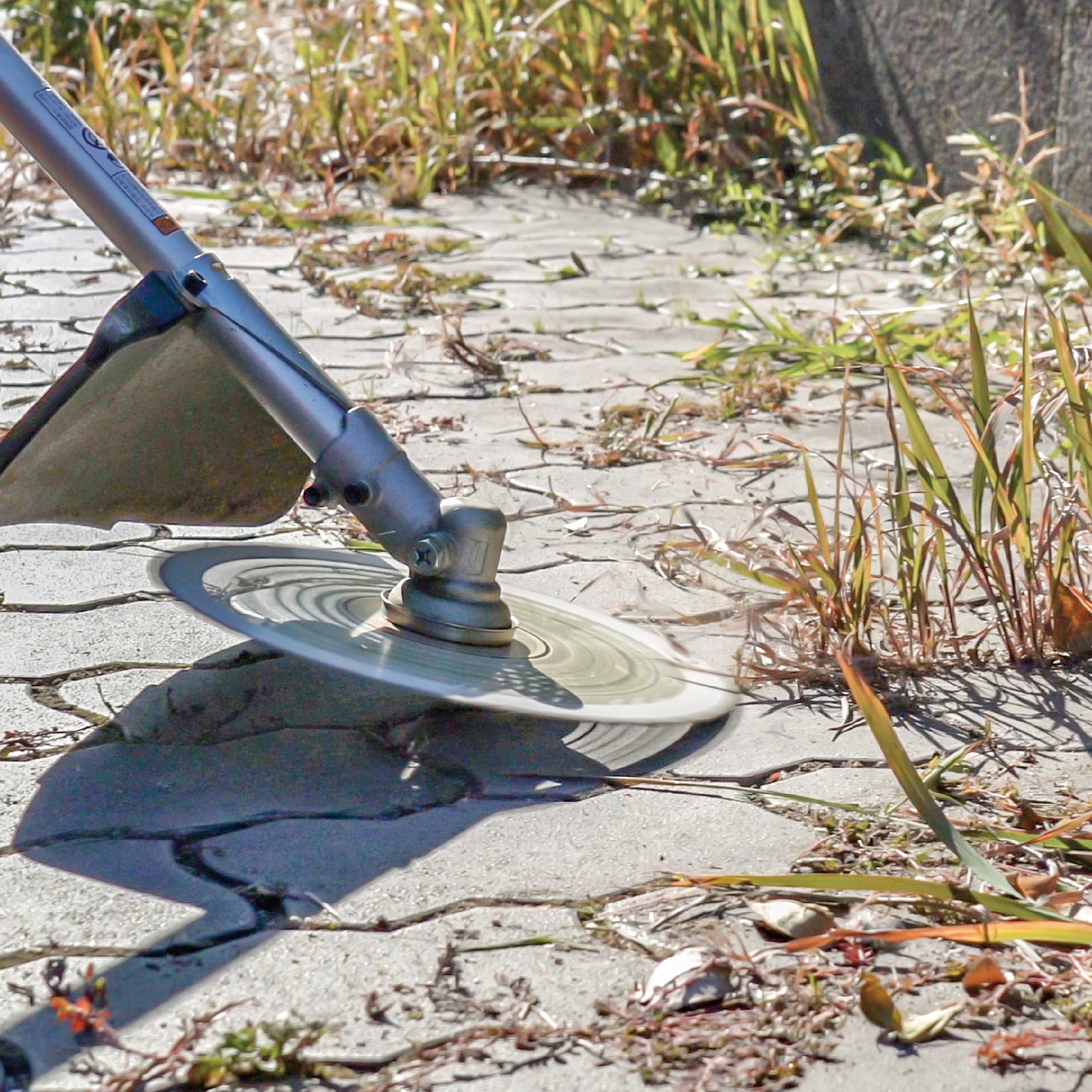 MUR195UDRG 充電式草刈機 マキタ 直流18V バッテリー容量6.0Ah