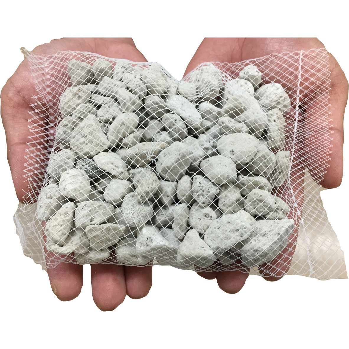 自ら作った石です s-2400x1601_v-