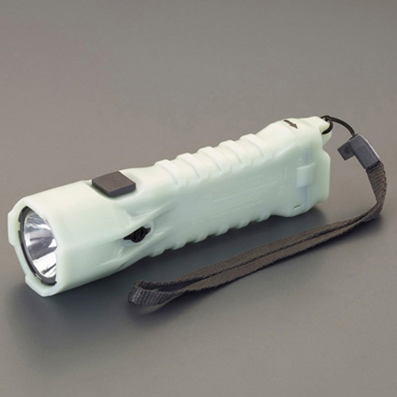 EA758WE-43 フラッシュライト/LED EA758WEシリーズ エスコ 単3×3本(付属) ホワイト色 保護等級IP67 160Lm