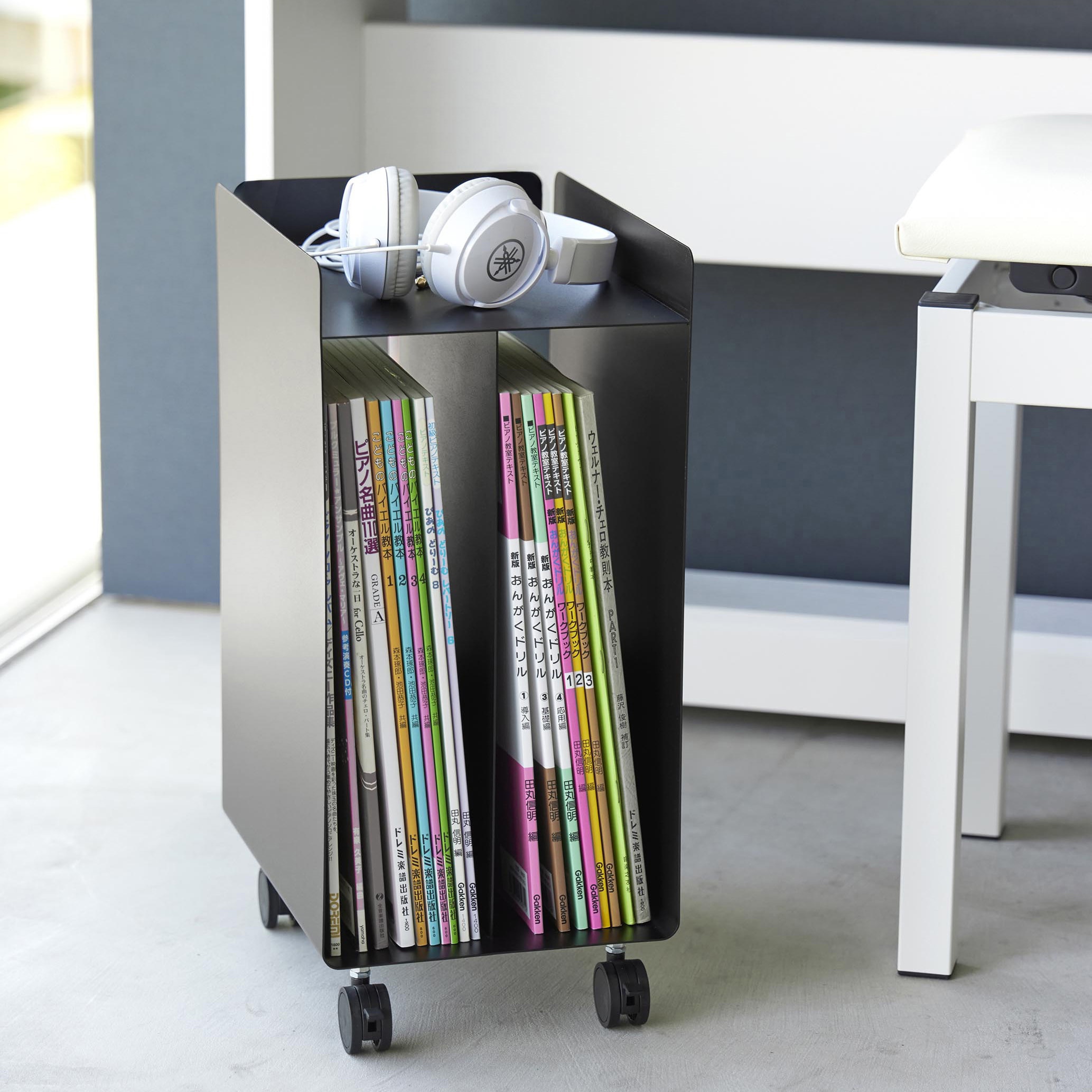 1960 ピアノ下楽譜収納ワゴン タワー 山崎実業 2段 キャスターあり