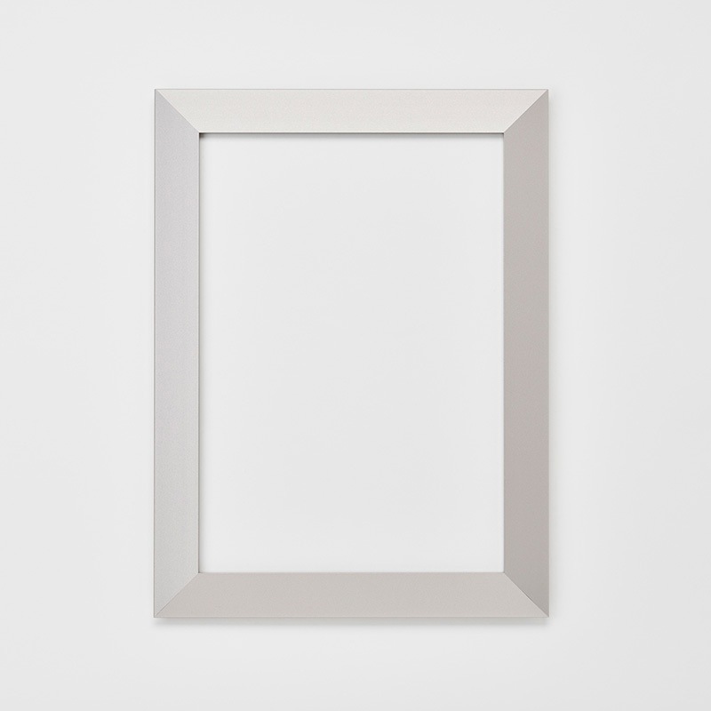 087614 ALUMIUM SERIES 04 FLAP トレード 屋内用 マットシルバー色 A3ノビサイズ