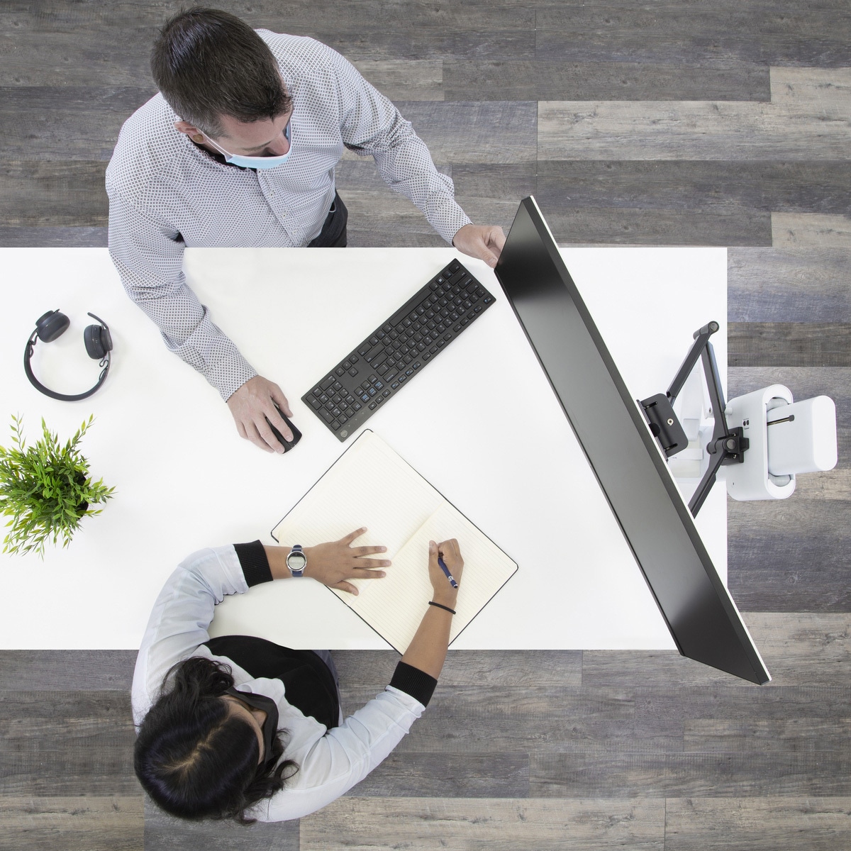 45-630-216 エルゴトロン TRACE (トレース) モニターマウント ホワイト