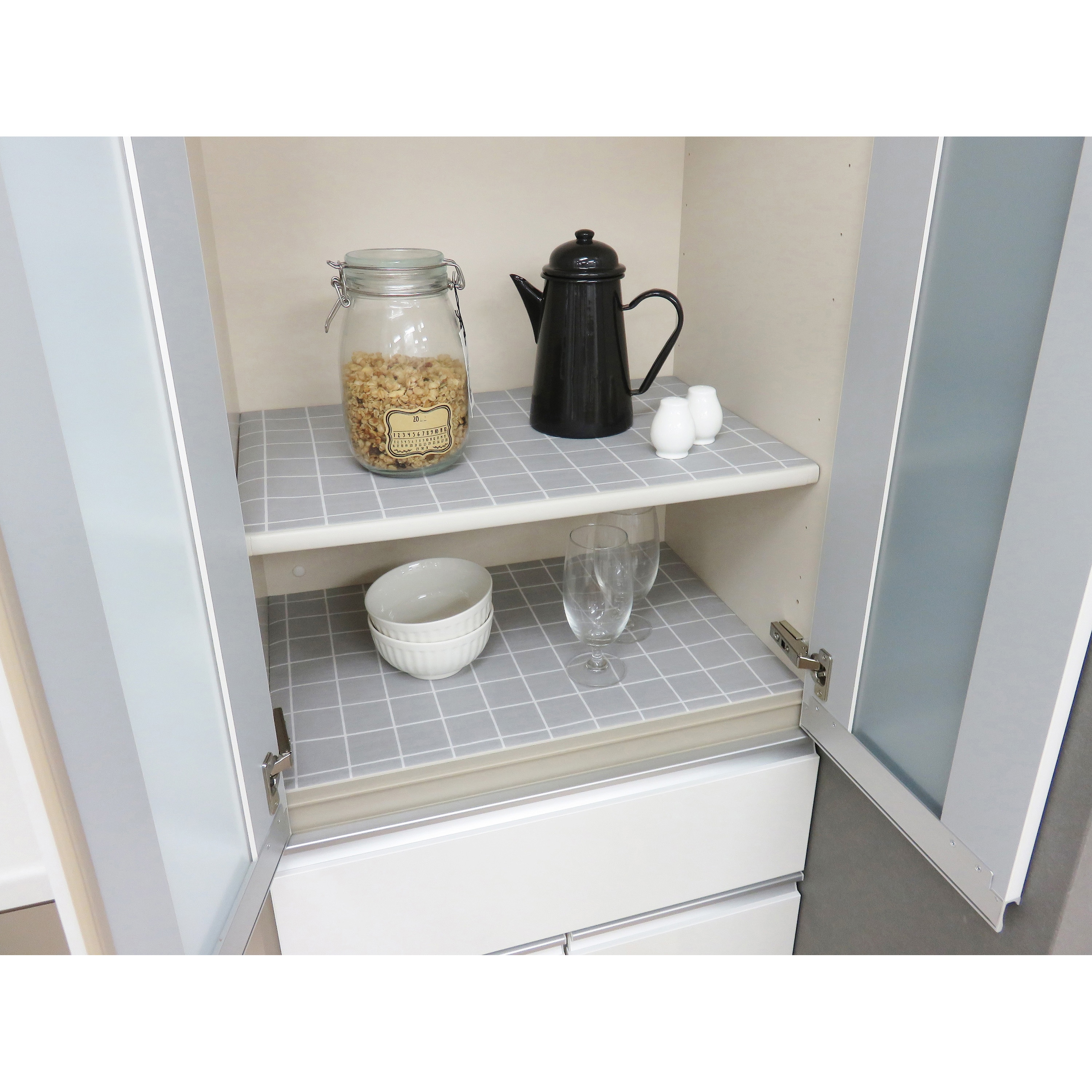 キッチンボードに敷くシート防虫消臭抗菌防カビ 1枚 東和産業 キッチンボードに敷くシート防虫消臭抗菌防カビ 1枚 東和産業