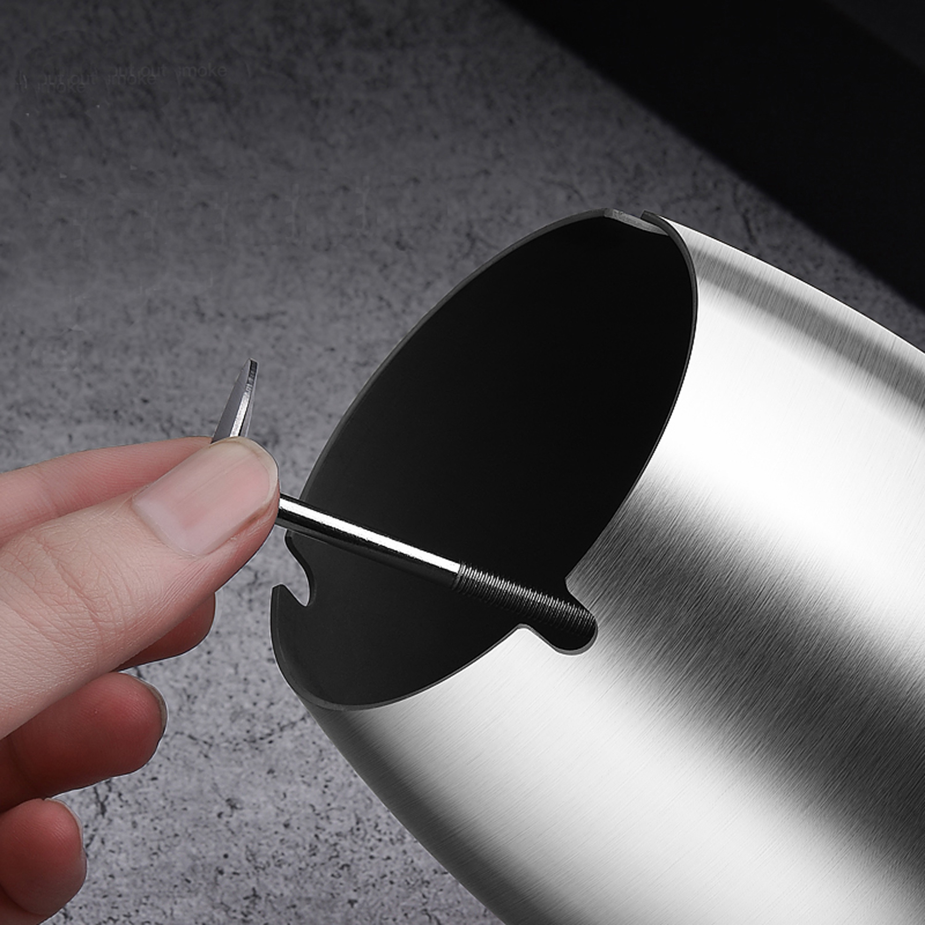 CP-S 密閉度の高いフタ付き 灰皿 ステンレス製 アッシュトレー