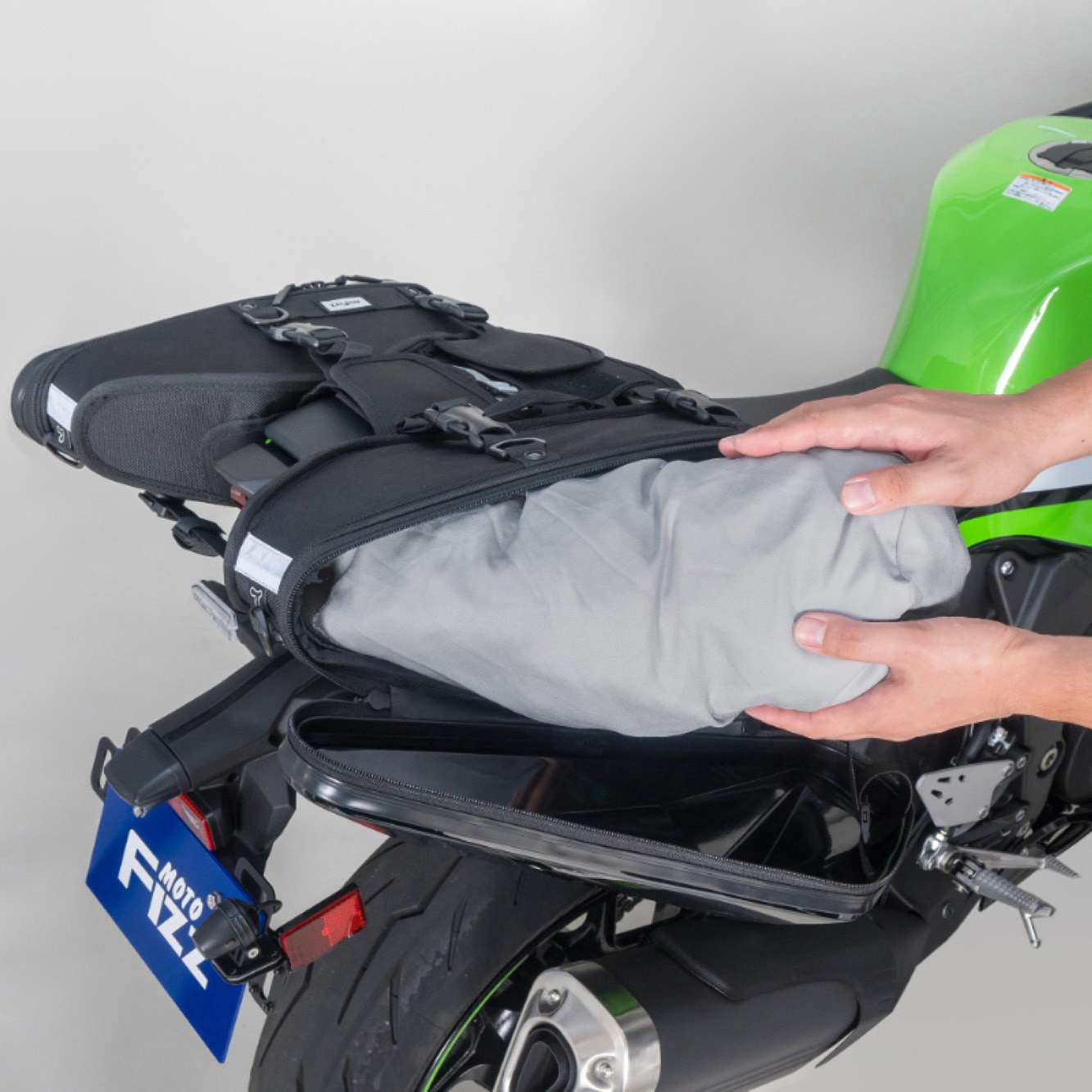 MFK-3002 カービングシェルケース2 SS TANAX(タナックス)[バイク用品