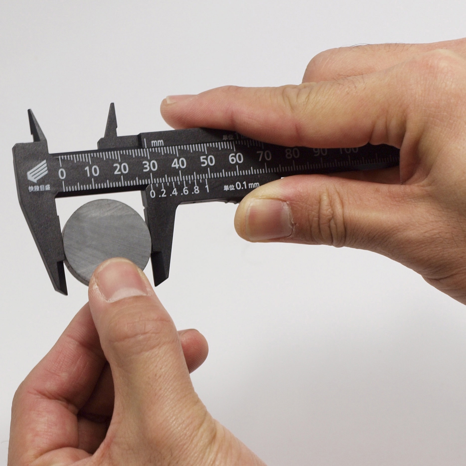 PC-100KD プラスチックノギス快段目盛タイプ SK(新潟精機) 測定範囲0