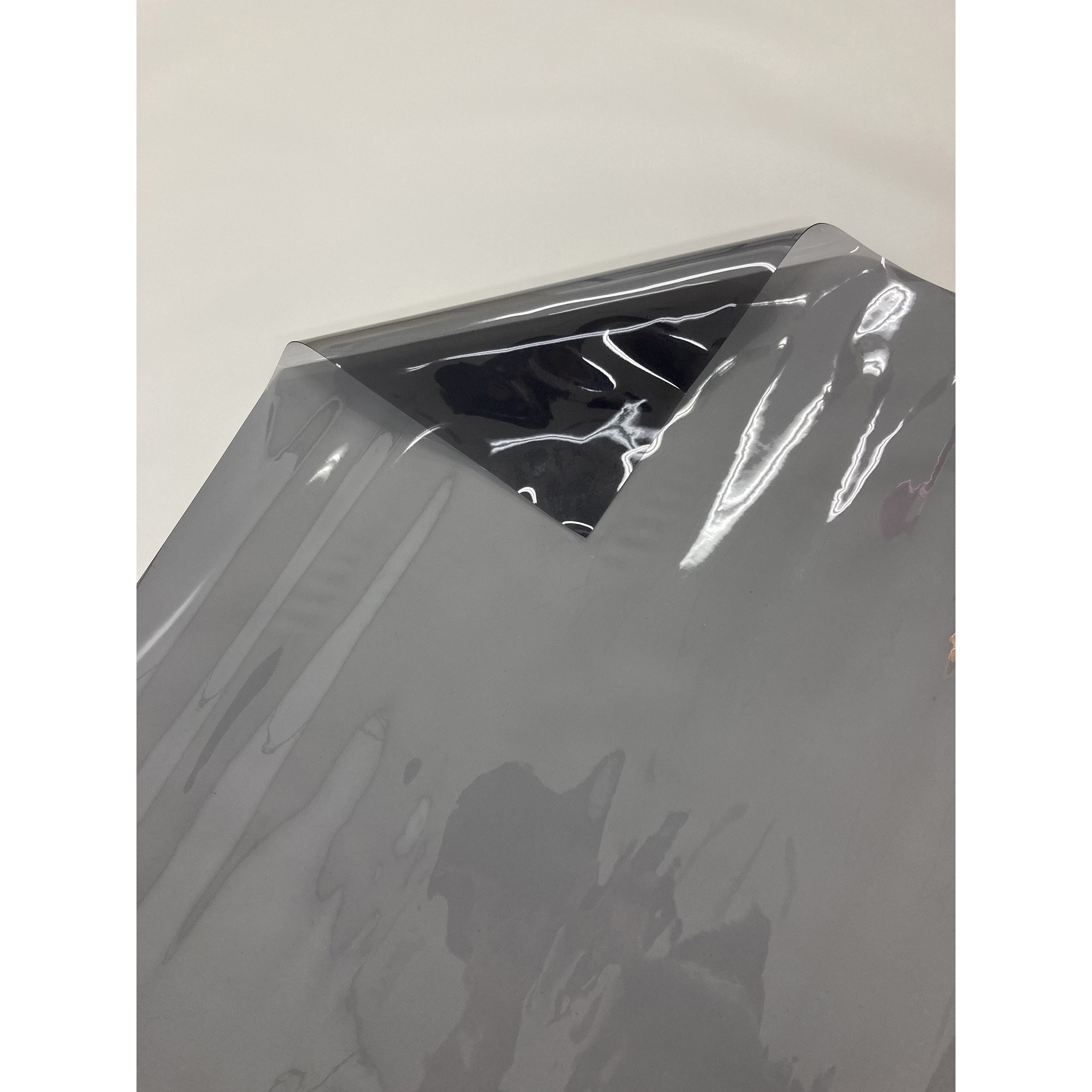 3008 カラーフィルム オカモト ビニールカーテン スモーク色 幅915mm 1本(50m) 20,286円