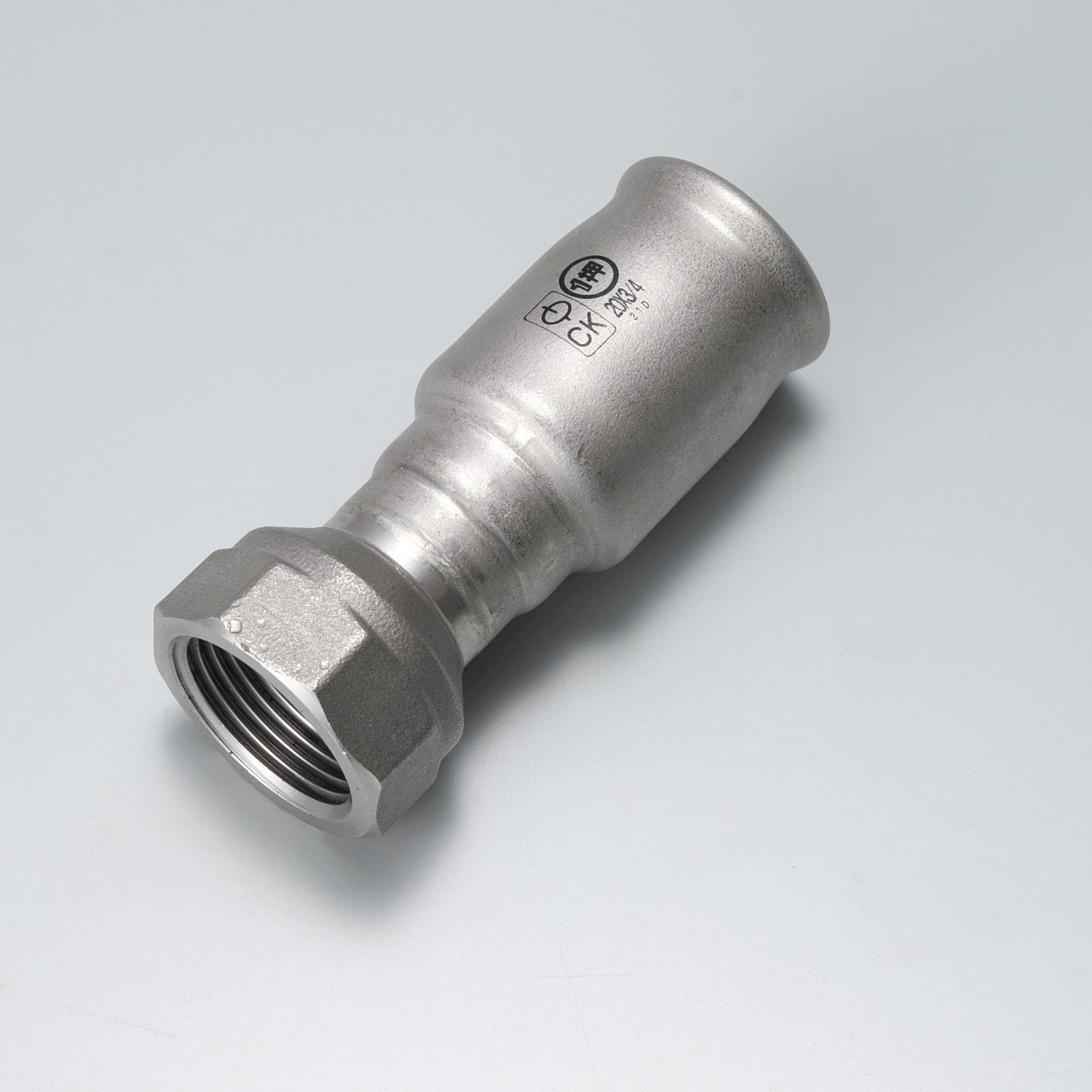 FS 1押継手 メスアダプターソケット シーケー金属 呼び径40Su