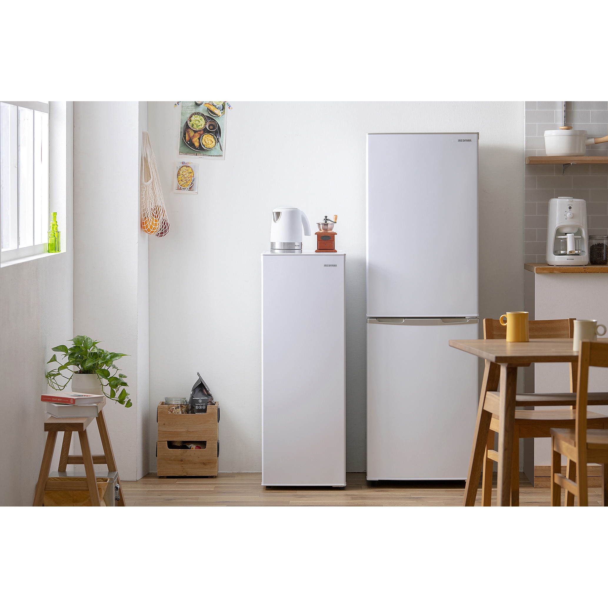 IUSN-8A-W スリム冷凍庫80L 1個 アイリスオーヤマ 【通販モノタロウ】