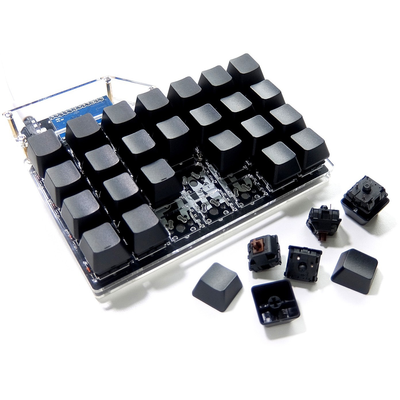 ADSKB42 キーボード自作キット ビット・トレード・ワン インターフェイスUSB MicroB キー数:最大56 8,985円