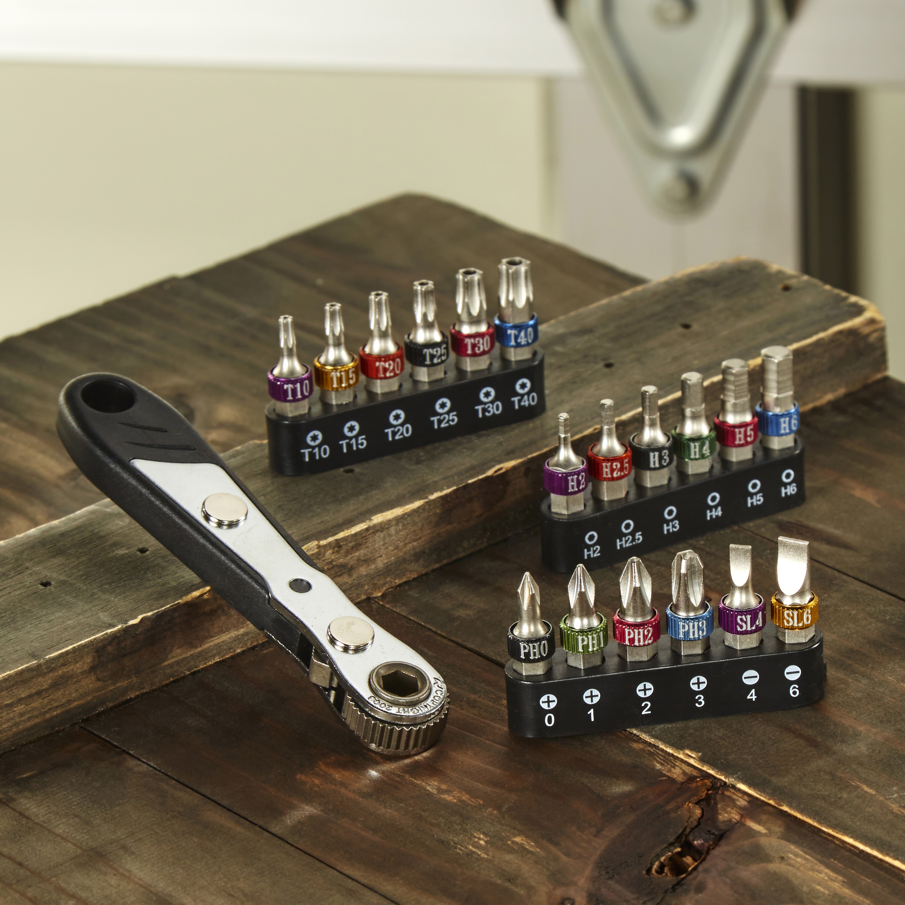 MRBS2 ビットセット いじり止め付 薄型 ラチェットハンドル付