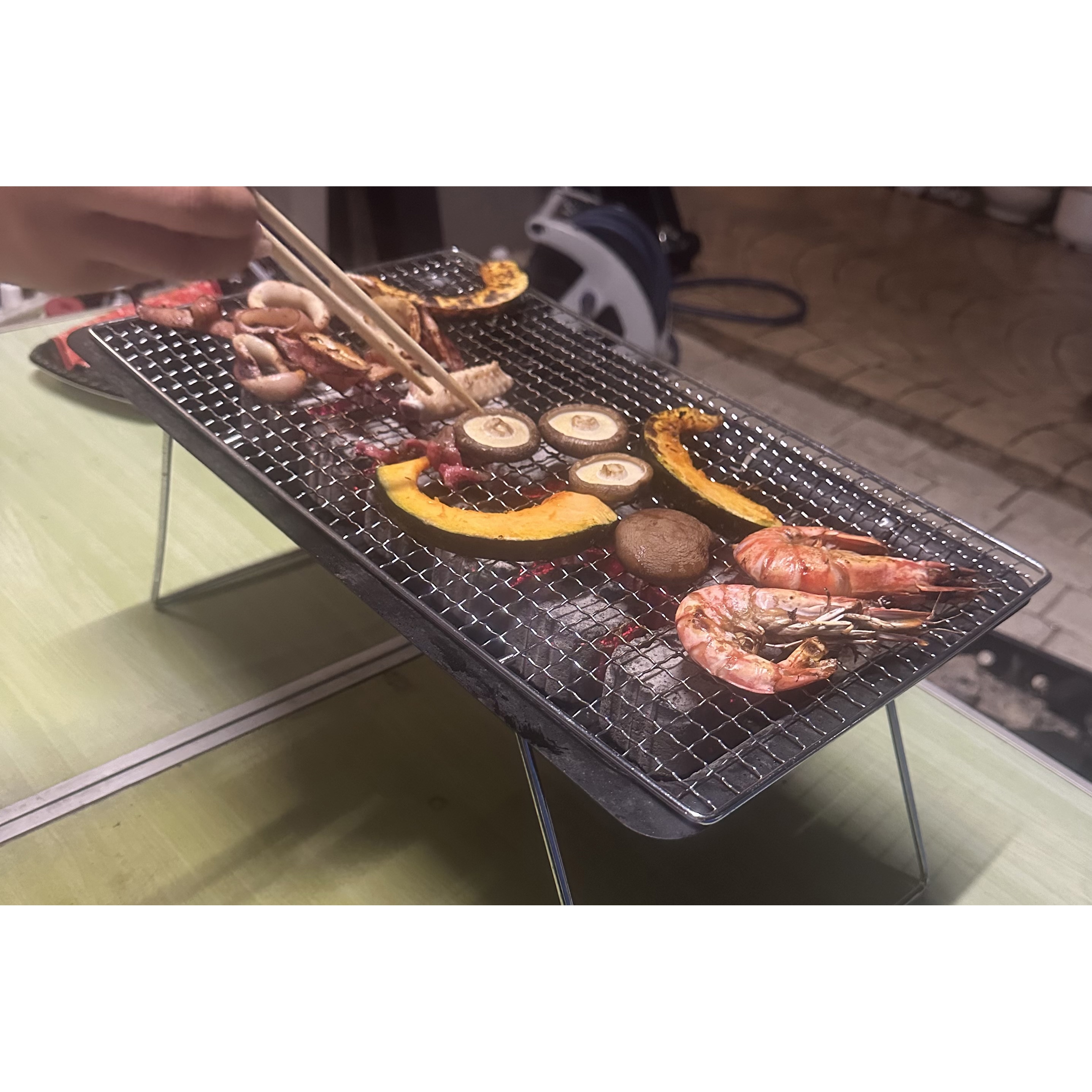 BBQ-CHARCOAL 900G バーベキュー炭「炭革命」 DSCジャパン 1箱(12個