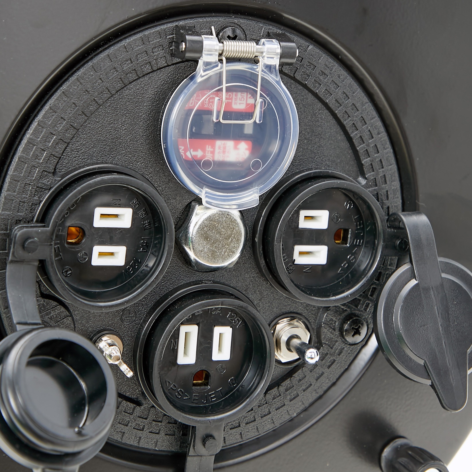 TRUSCO(トラスコ) 屋外型コードリール30m 防雨型 ブレーカー 漏電防止付き TBE-30KC