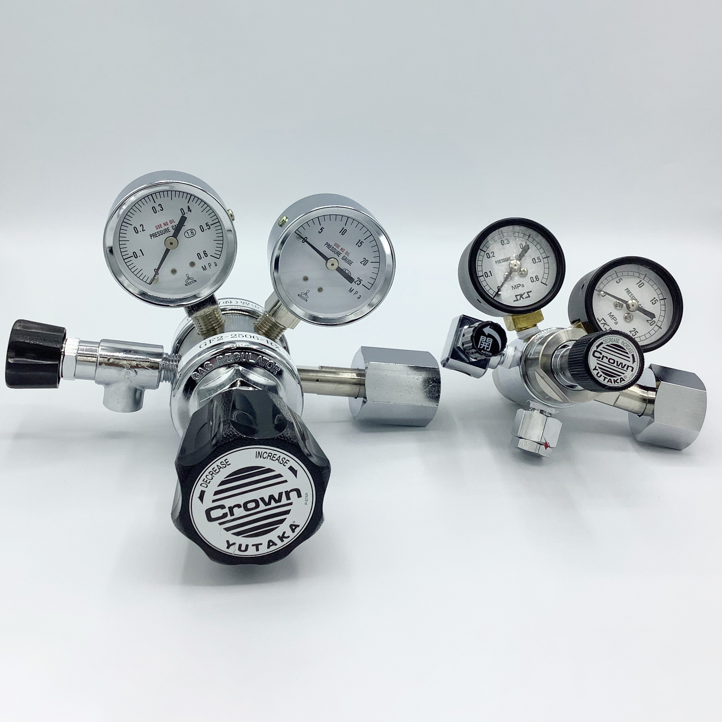 GBM2-4-5AA2-2RF2TF-V 超小型・軽量化 二段式圧力調整器 GBM2シリーズ
