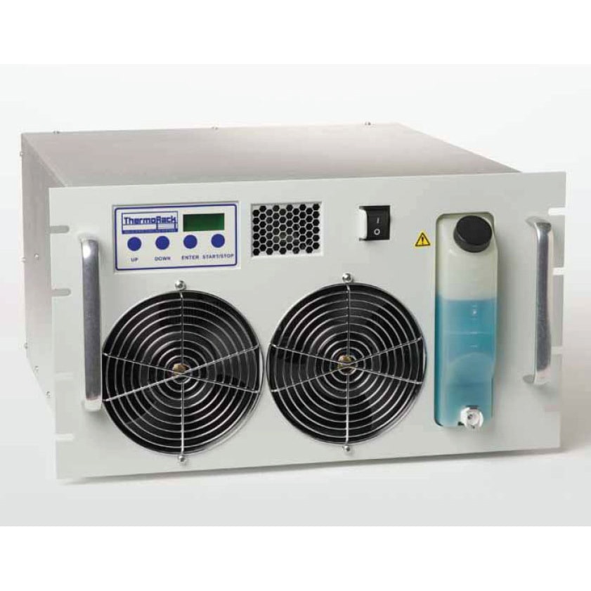 ThemoRack 800A 19インチラックマウント ペルチェ式チラー 1台