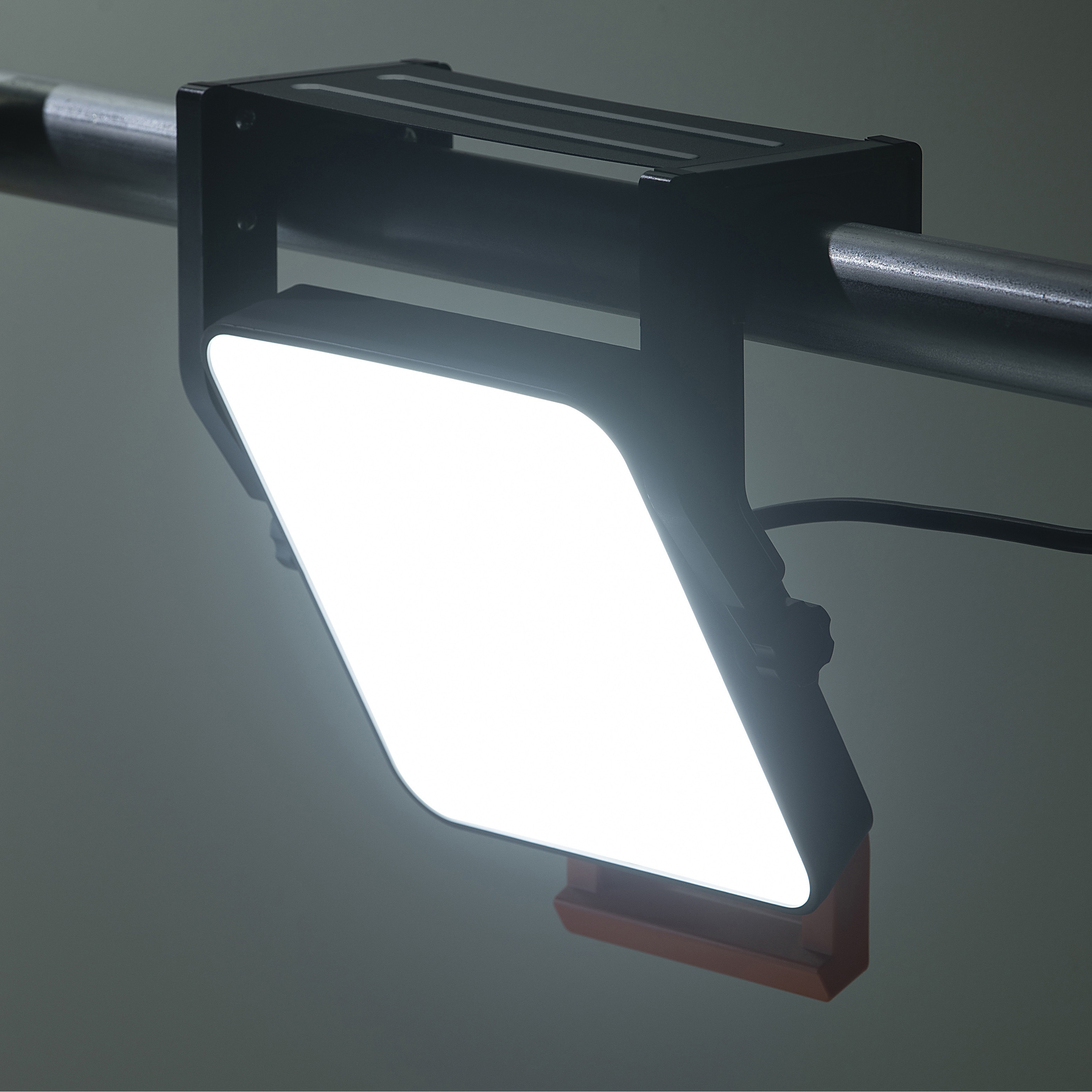 LWT-5000BAH2 LED置き型投光器 AC式 アイリスオーヤマ 電源