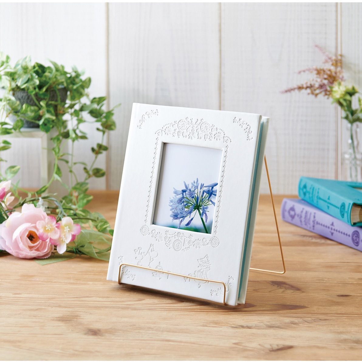 MUMN-7355-80 ムーミン フレームアルバム セキセイ 100枚収納 絵柄付紙