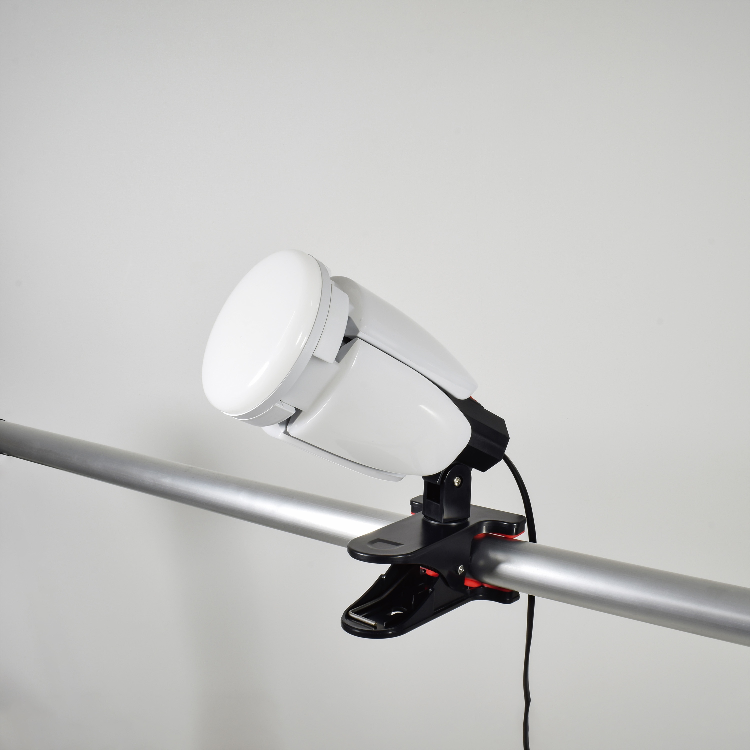 LCLF-315N LEDリーフクリップ 日動工業 口金E26 33W 電線長さ4.8