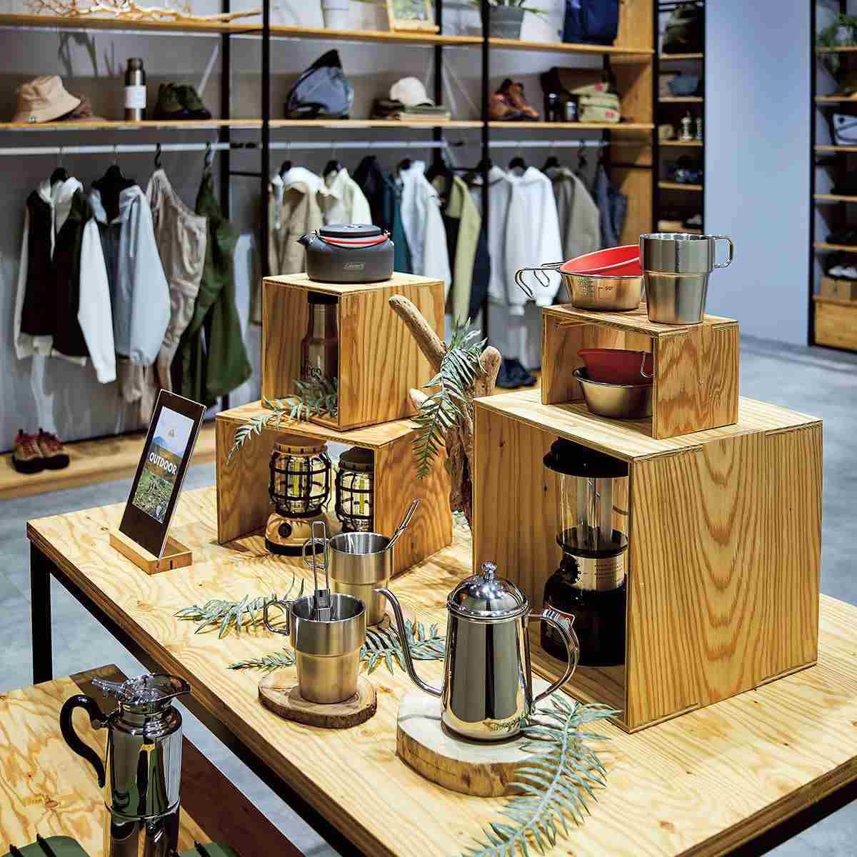 2030-310 ディスプレイ台 木製コの字ディスプレイ コの字ラック ラーチ