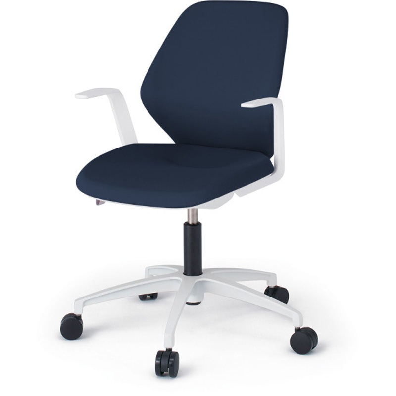 KG-925PVM-WWB2 キュアチェア クロスバック 肘付 5本脚アルミ塗装脚 PV張地 ウレタンキャスター<配送時組立サービス付> 1台 イトーキ 【通販モノタロウ】