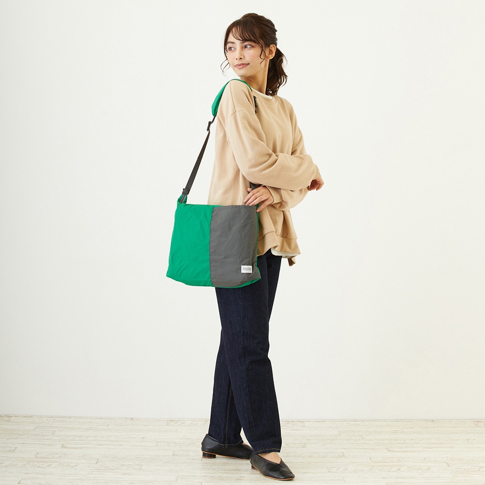 677203 PT.パッカブルショルダー-A(トートバッグ/) 1個