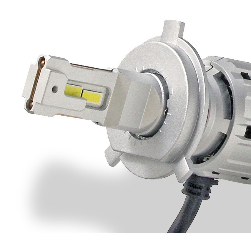 ダッジマグナム　LED リングヘッドライト SONER社製　希少 LED FANG ヘッドライトベゼル ターンシグナル付き - CIRO