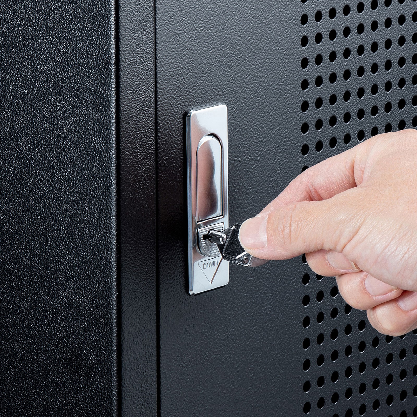 CP-THBOX4UBK 19インチサーバーボックス サンワサプライ ユニット数4U