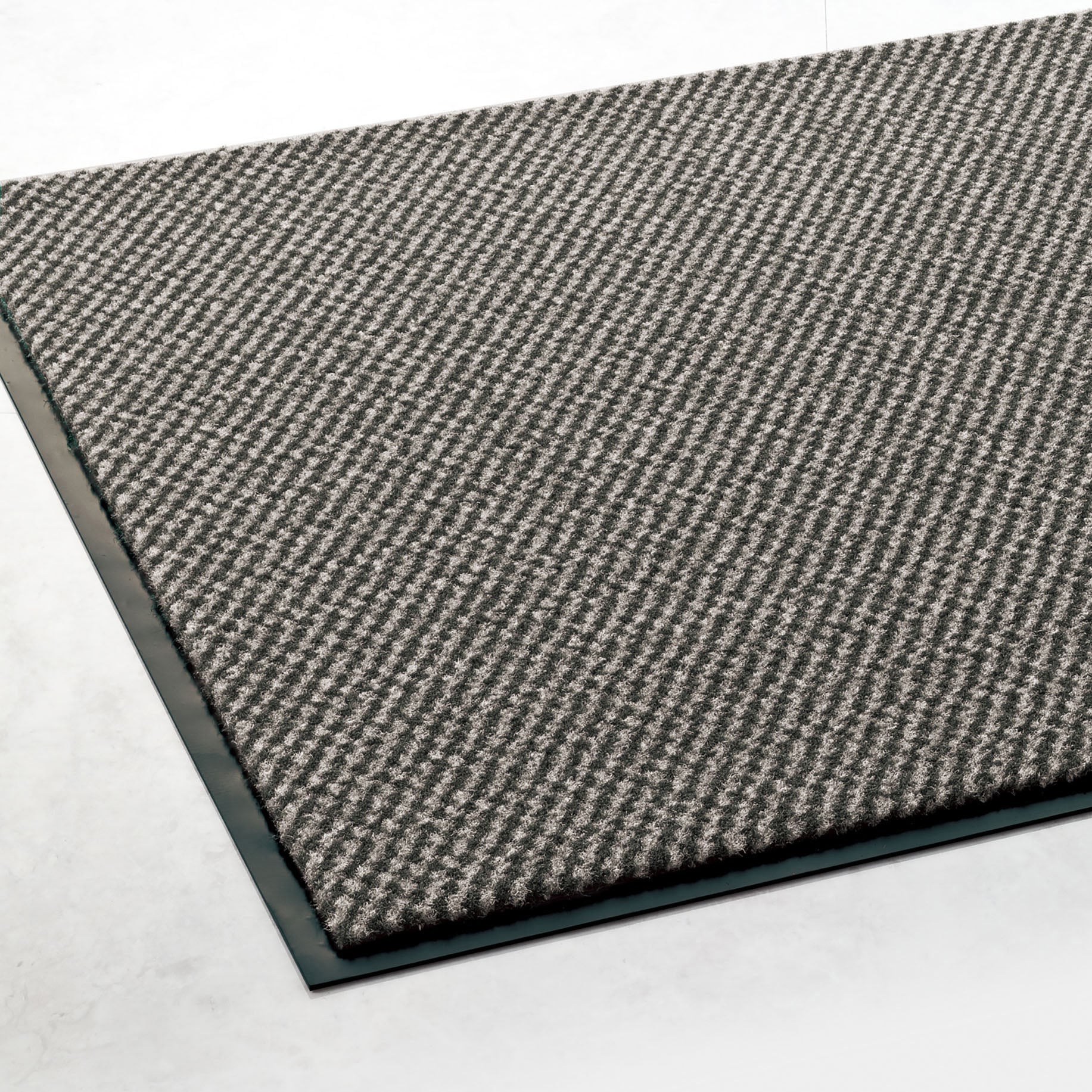 テラモト 屋外用マットテラロイヤルマット 900×1800mm 茶 MR-050-056-4 1枚 たのめーるテラモト 屋外用マット テラロイヤルマット 600×900mm 灰