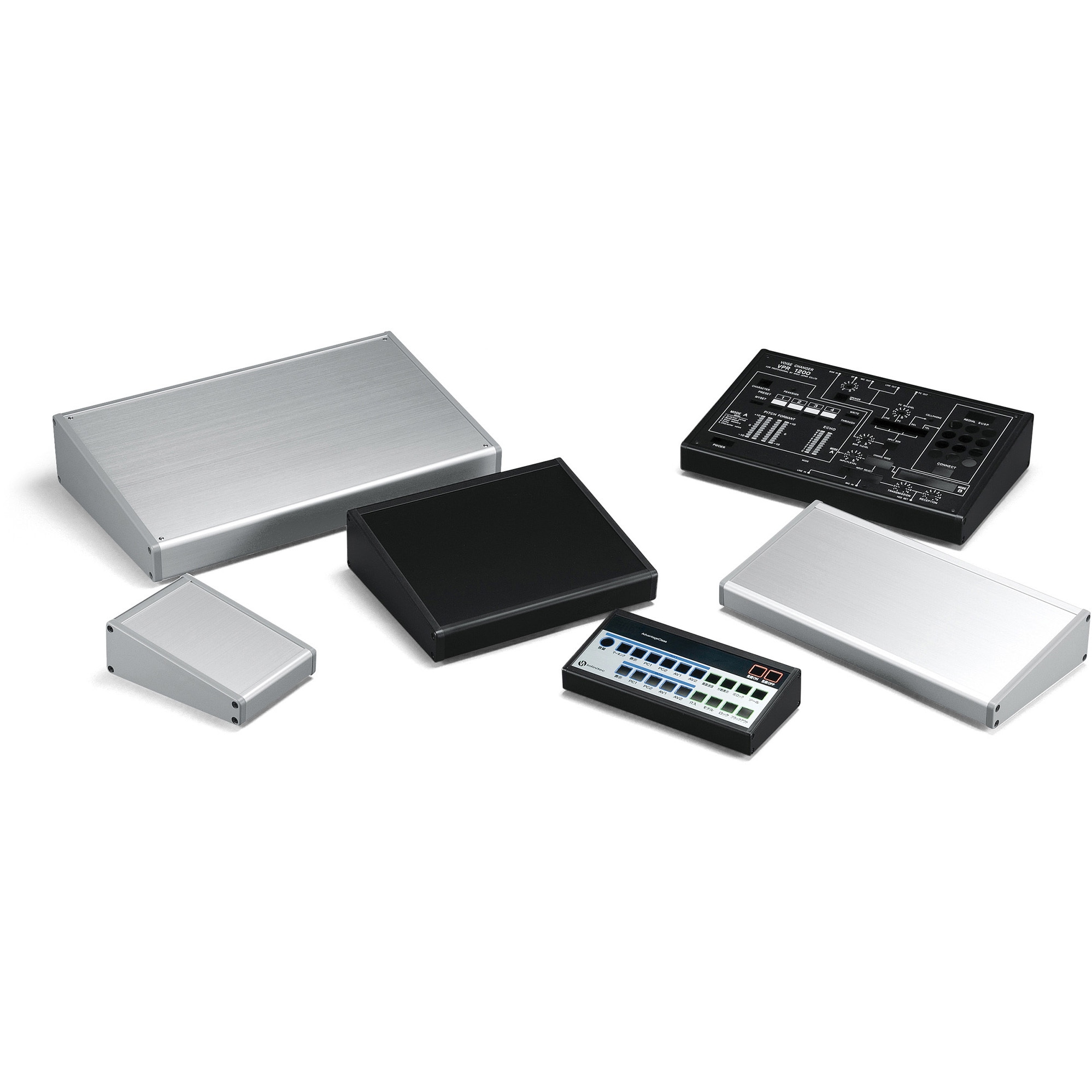 タカチ タカチ 開閉式コントロールボックス 鍵なしタイプ シルバー/グレー ( FCW15-30-30NGS ) タカチ電機 タカチ電機工業 開閉式コントロールボックス 鍵付タイプ シルバー/ブラック FCW13-20-25KBS