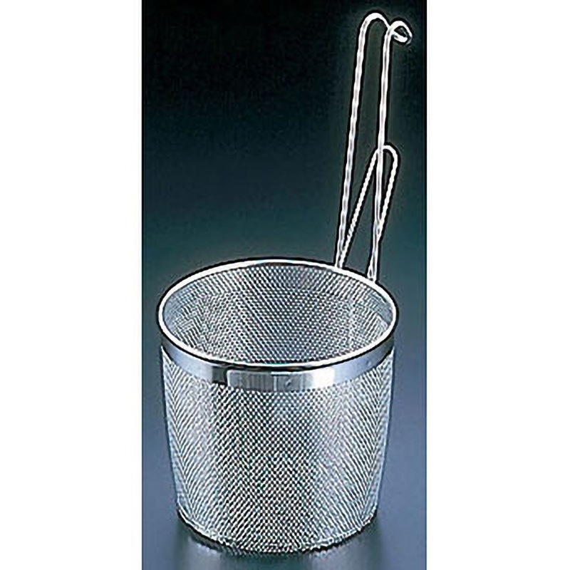 9253031 UK18-8パンチング共柄底平煮ざる 1個 UK(三宝) 【通販モノタロウ】