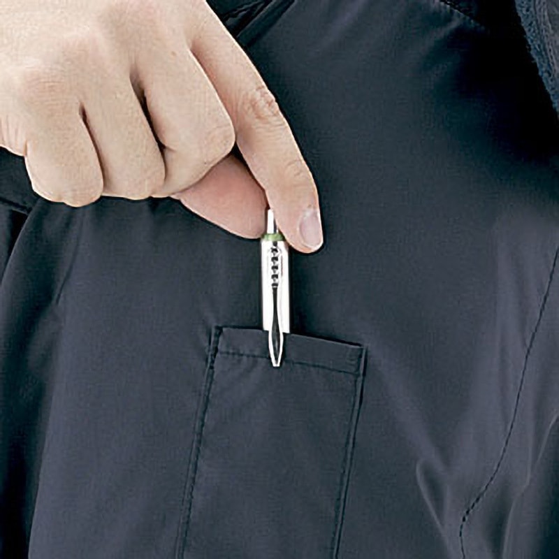 じろみ 自重堂] 48440裏アルミ防寒ブルゾン（フード付） 【特大サイズ