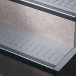 【オーダー】ロンステップME FZタイプ(踏み面型)エンボス防滑タイプ ロンシール工業