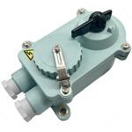 OD-3PS15A 大阪電機製 3P本体スイッチ付き 15A 防水レセプタクル マリンテック