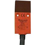 GKMB39 GKM 安全インターロックスイッチ ガラス繊維入りPET 1 NC / 1 NO ハネウェル
