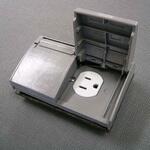 2連パワーアウトレット/フタ付(グレー) カーク産業