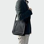 へリンボンフラップショルダー(縦型)-クロ 平野鞄